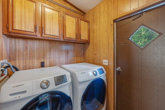 514 W Royal Palm Avenue, Defuniak Springs, FL 32433