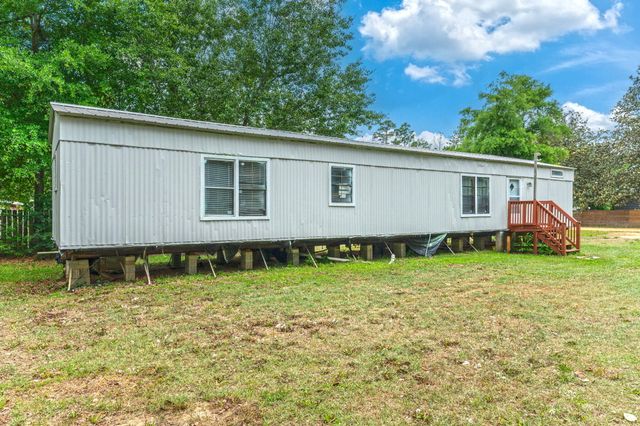 514 W Royal Palm Avenue, Defuniak Springs, FL 32433