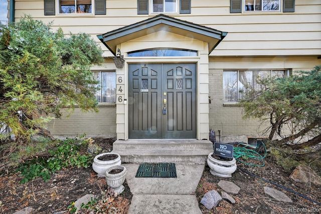 646 W Davies Way, Littleton, CO 80120