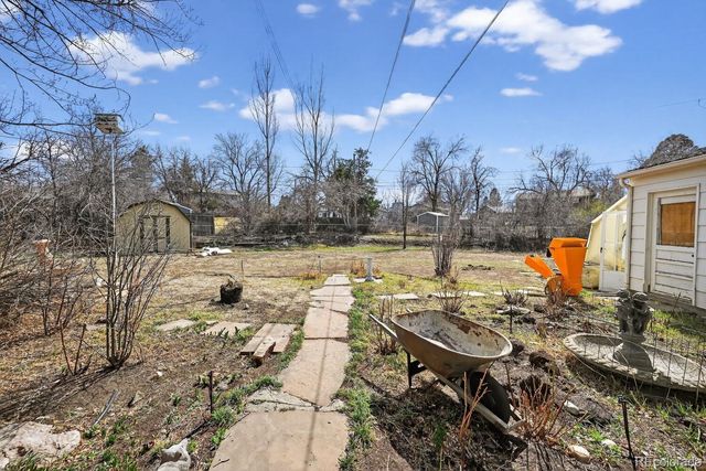 646 W Davies Way, Littleton, CO 80120