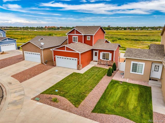 2108 Oneal Circle, Pueblo, CO 81004