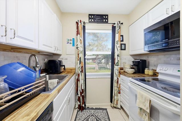 4501 86TH STREET COURT W, Bradenton, FL 34210