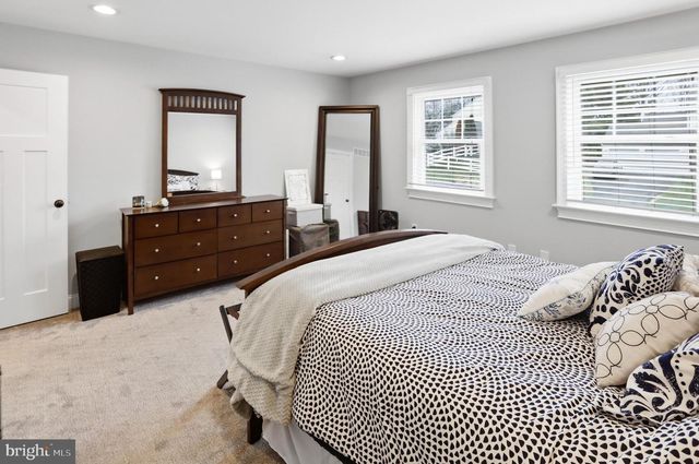 2306 CASSARD CIR, Gilbertsville, PA 19525