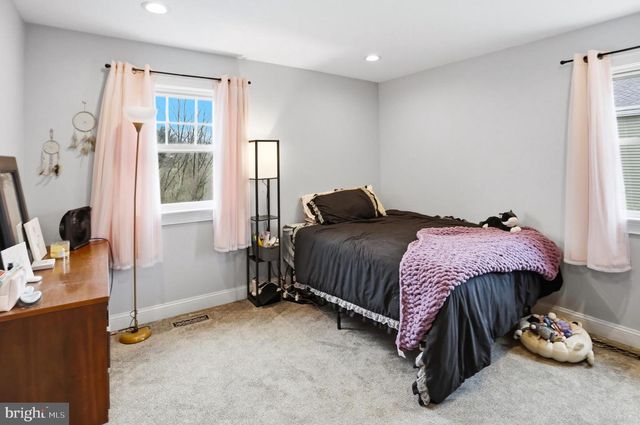 2306 CASSARD CIR, Gilbertsville, PA 19525