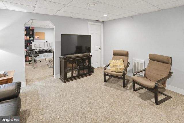 2306 CASSARD CIR, Gilbertsville, PA 19525