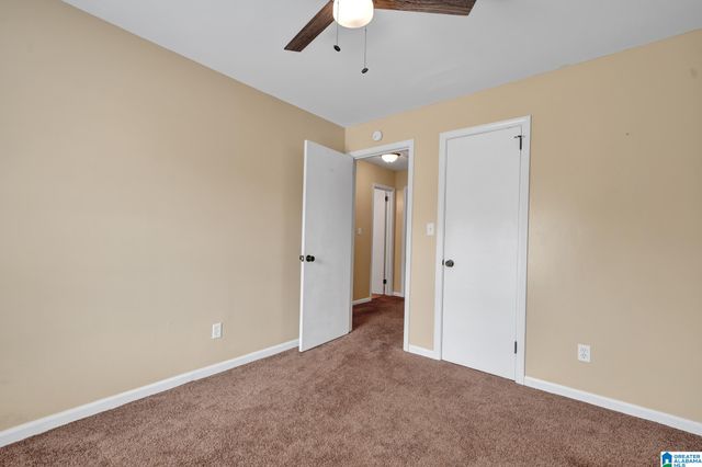 223 LAKELAND AVENUE, Bessemer, AL 35023