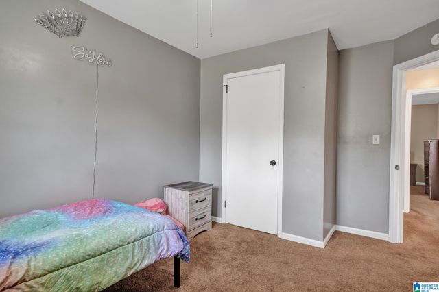 223 LAKELAND AVENUE, Bessemer, AL 35023
