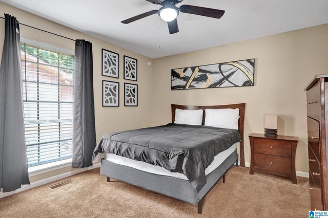 223 LAKELAND AVENUE, Bessemer, AL 35023