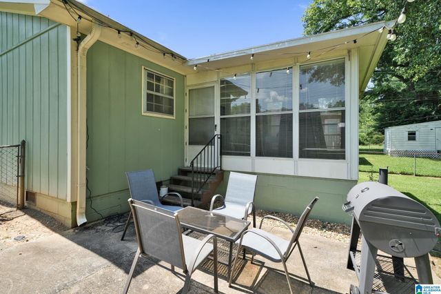 223 LAKELAND AVENUE, Bessemer, AL 35023
