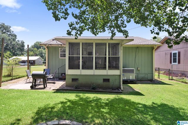 223 LAKELAND AVENUE, Bessemer, AL 35023