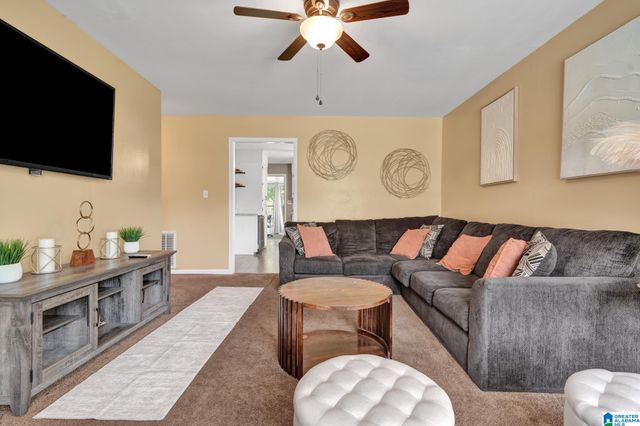 223 LAKELAND AVENUE, Bessemer, AL 35023