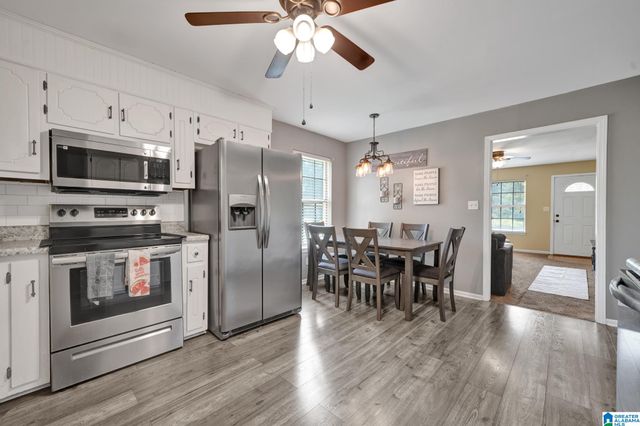223 LAKELAND AVENUE, Bessemer, AL 35023