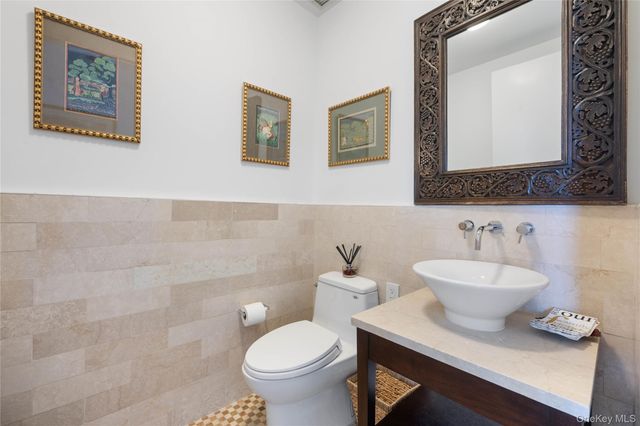 640 W 237th Street 9C, Bronx, NY 10463