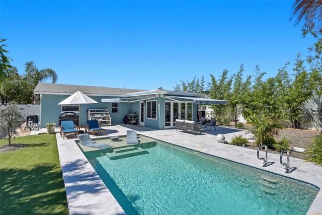 743 43RD AVENUE NE, St Petersburg, FL 33703
