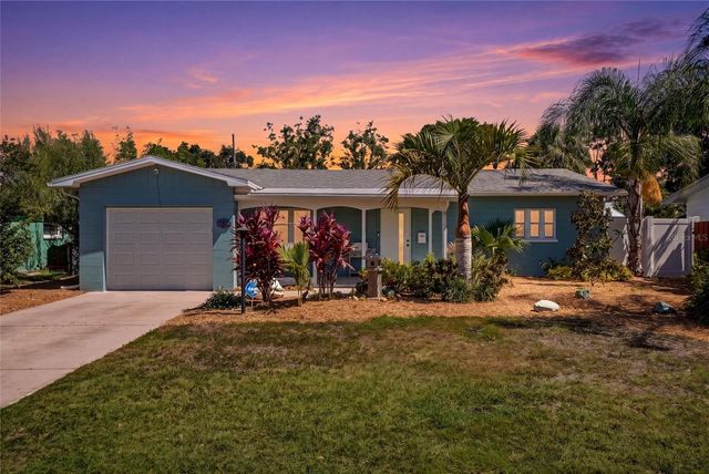 743 43RD AVENUE NE, St Petersburg, FL 33703