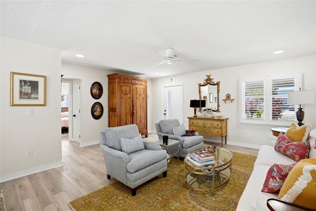 743 43RD AVENUE NE, St Petersburg, FL 33703