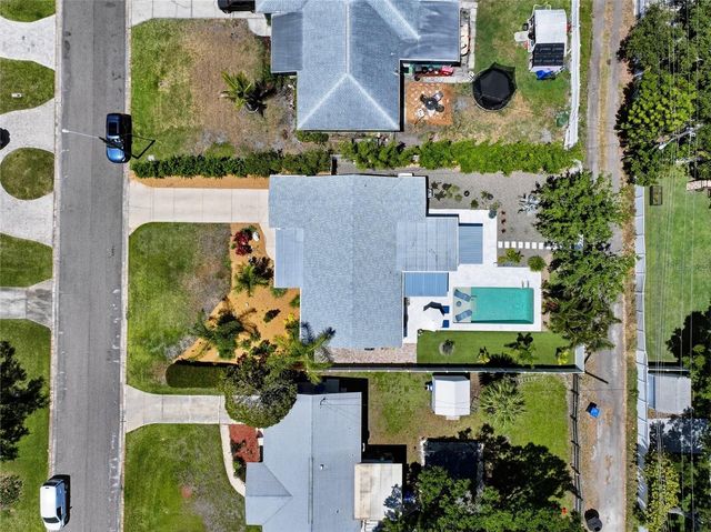 743 43RD AVENUE NE, St Petersburg, FL 33703