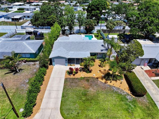 743 43RD AVENUE NE, St Petersburg, FL 33703