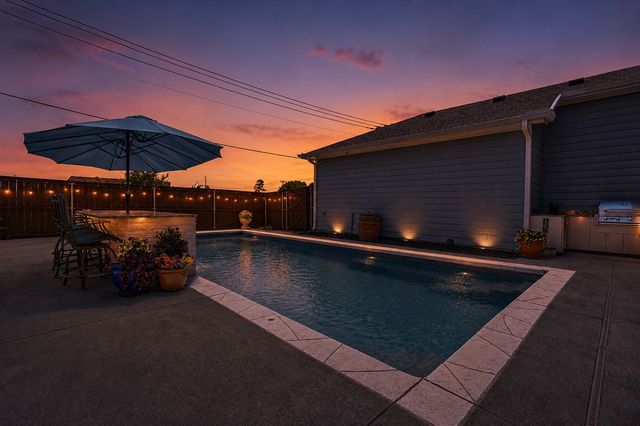 6612 McDonough Drive, Rowlett, TX 75089