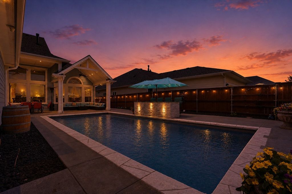 6612 McDonough Drive, Rowlett, TX 75089