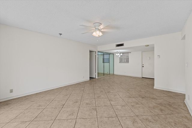 719 Lori Drive 204, Palm Springs, FL 33461