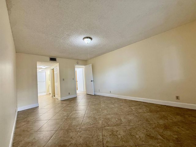 9777 Westview Drive 1113, Coral Springs, FL 33076