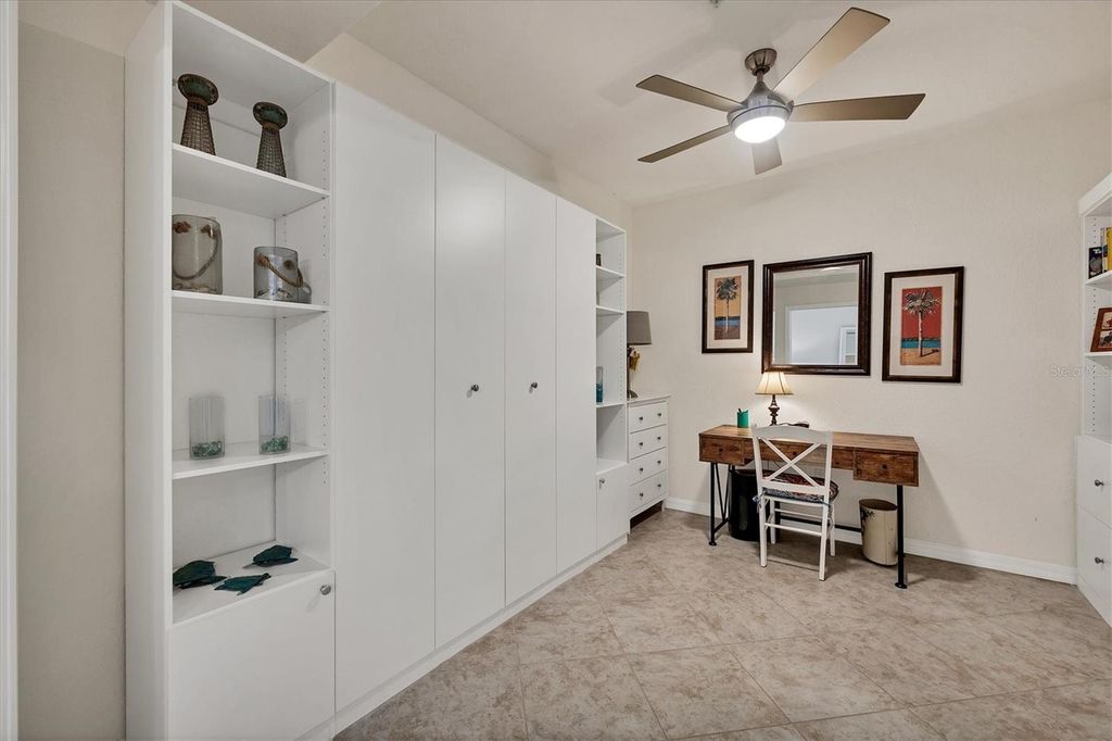 Image 34 of property listing at 6342 GRAND OAK CIRCLE 204, Bradenton, FL 34203