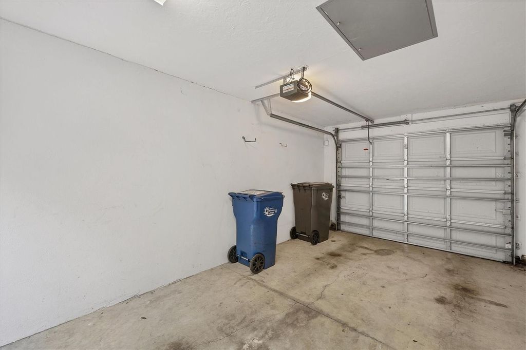 Image 38 of property listing at 6342 GRAND OAK CIRCLE 204, Bradenton, FL 34203