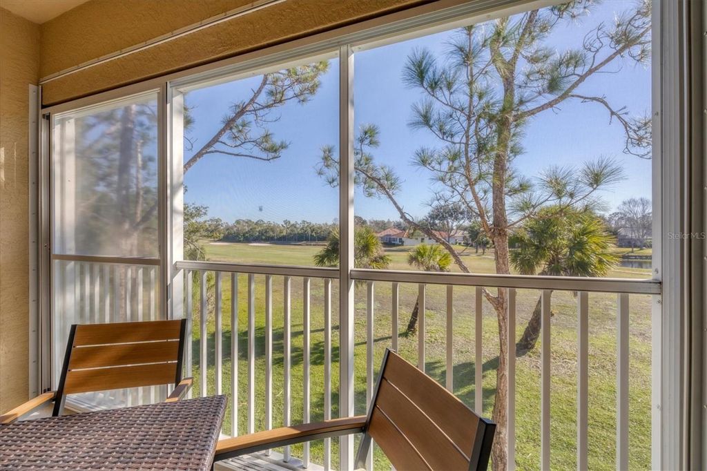 Image 40 of property listing at 6342 GRAND OAK CIRCLE 204, Bradenton, FL 34203