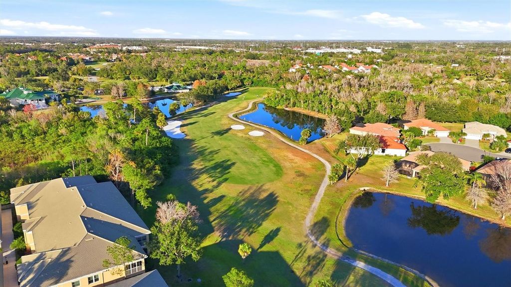 Image 47 of property listing at 6342 GRAND OAK CIRCLE 204, Bradenton, FL 34203