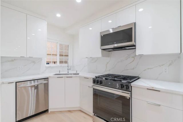 323 N Louise C, Glendale, CA 91206