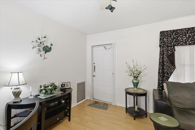 7787 39TH TERRACE N 7787, St Petersburg, FL 33709