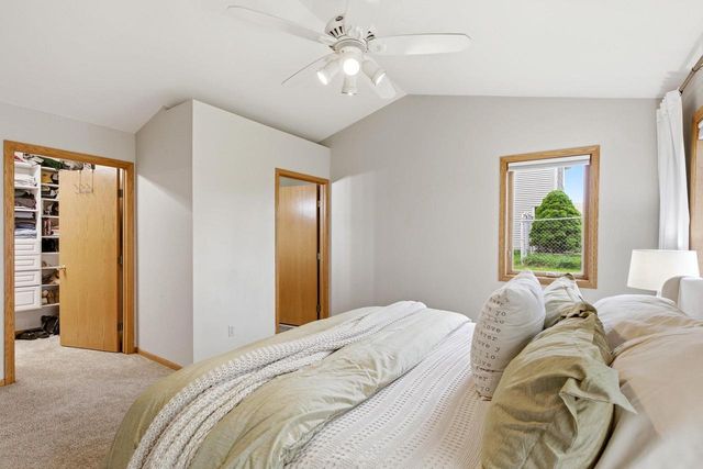 451 Oakwood Drive, Oregon, WI 53575