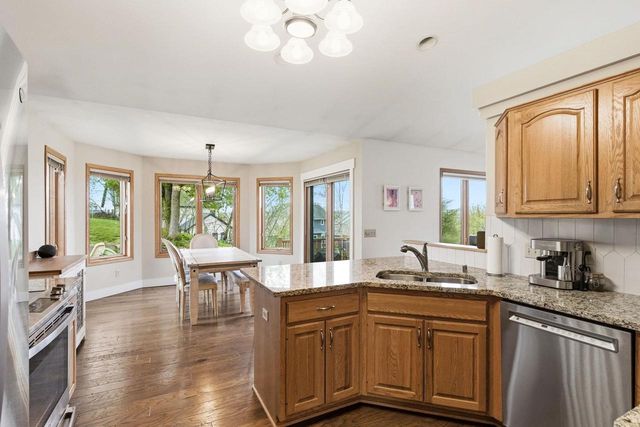 451 Oakwood Drive, Oregon, WI 53575