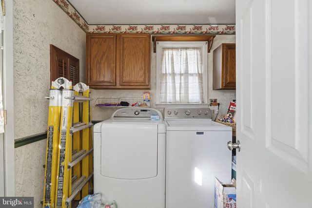 1185 LAWNTON AVE, West Deptford, NJ 08096