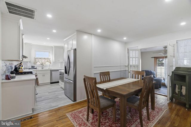 1185 LAWNTON AVE, West Deptford, NJ 08096