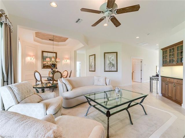 9530 Cypress Hammock CIR # 202, Estero, FL 34135