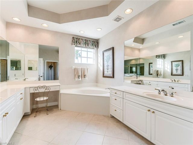 9530 Cypress Hammock CIR # 202, Estero, FL 34135