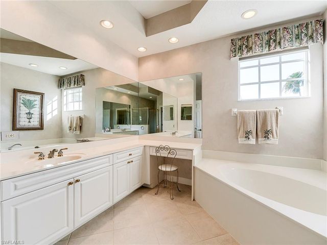 9530 Cypress Hammock CIR # 202, Estero, FL 34135