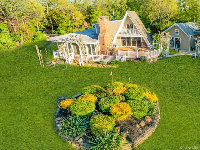 995 Red Fox Road, Mattituck, NY 11952
