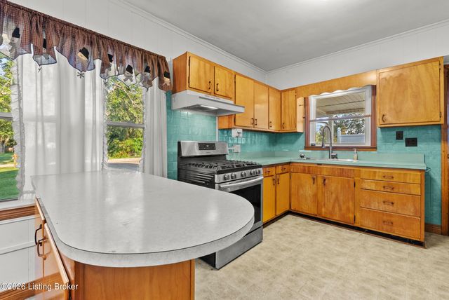 144 Harris Dr, Mt Washington, KY 40047