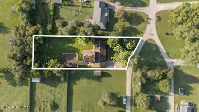 144 Harris Dr, Mt Washington, KY 40047