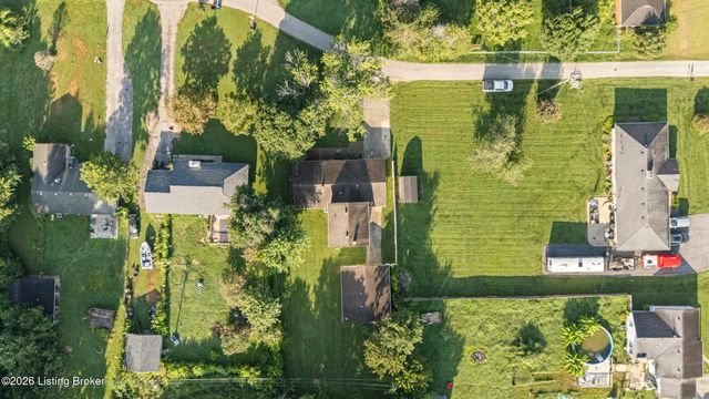 144 Harris Dr, Mt Washington, KY 40047