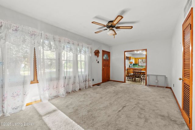 144 Harris Dr, Mt Washington, KY 40047