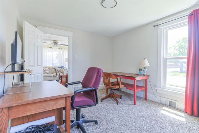 502 W 10Th Street, Mishawaka, IN 46544