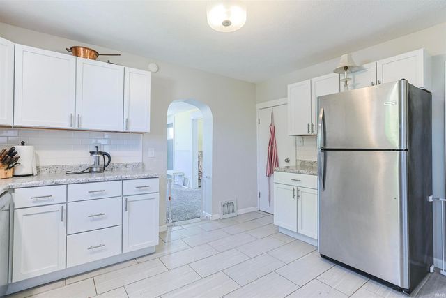 502 W 10Th Street, Mishawaka, IN 46544