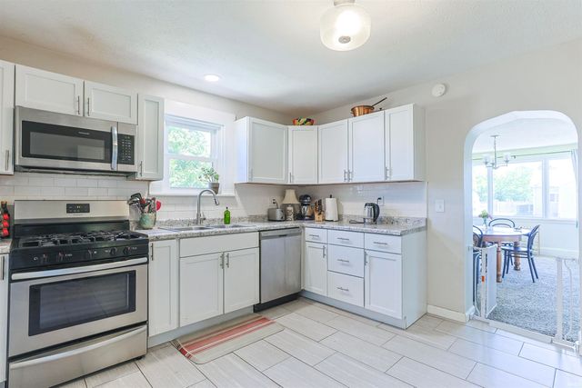 502 W 10Th Street, Mishawaka, IN 46544