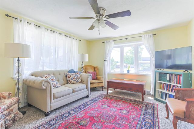 502 W 10Th Street, Mishawaka, IN 46544