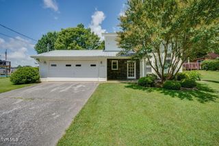 1712 Colonial Ridge Road, Johnson City, TN 37604