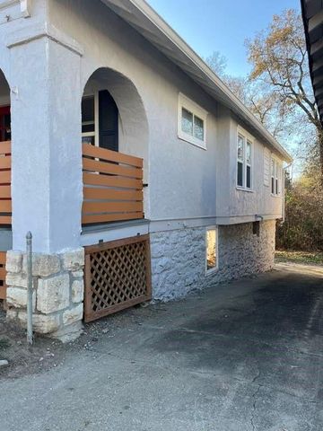 3936 Wabash Avenue, Kansas City, MO 64130